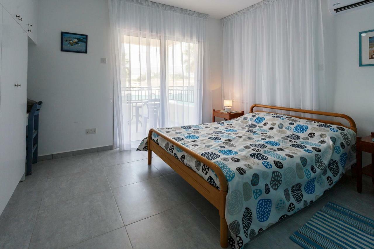 Coral Bay Sea Breeze Apartments - 3 Bedroom Apartment 페이야 외부 사진