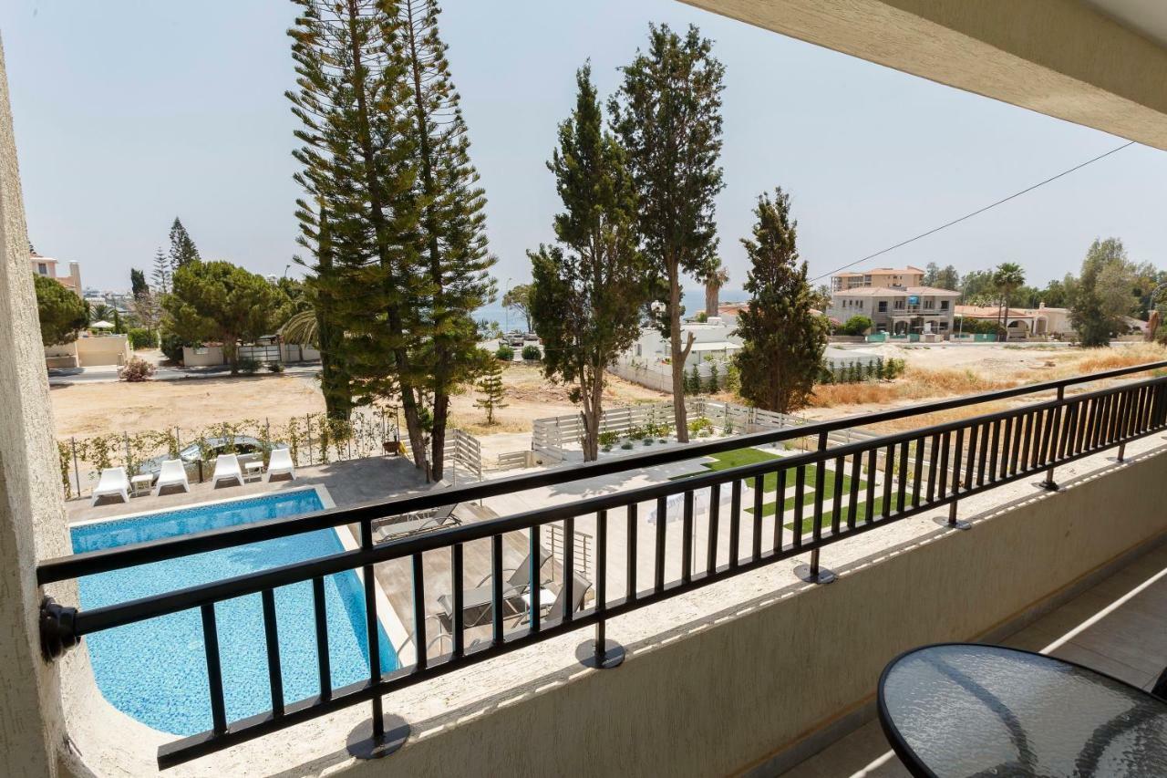 Coral Bay Sea Breeze Apartments - 3 Bedroom Apartment 페이야 외부 사진